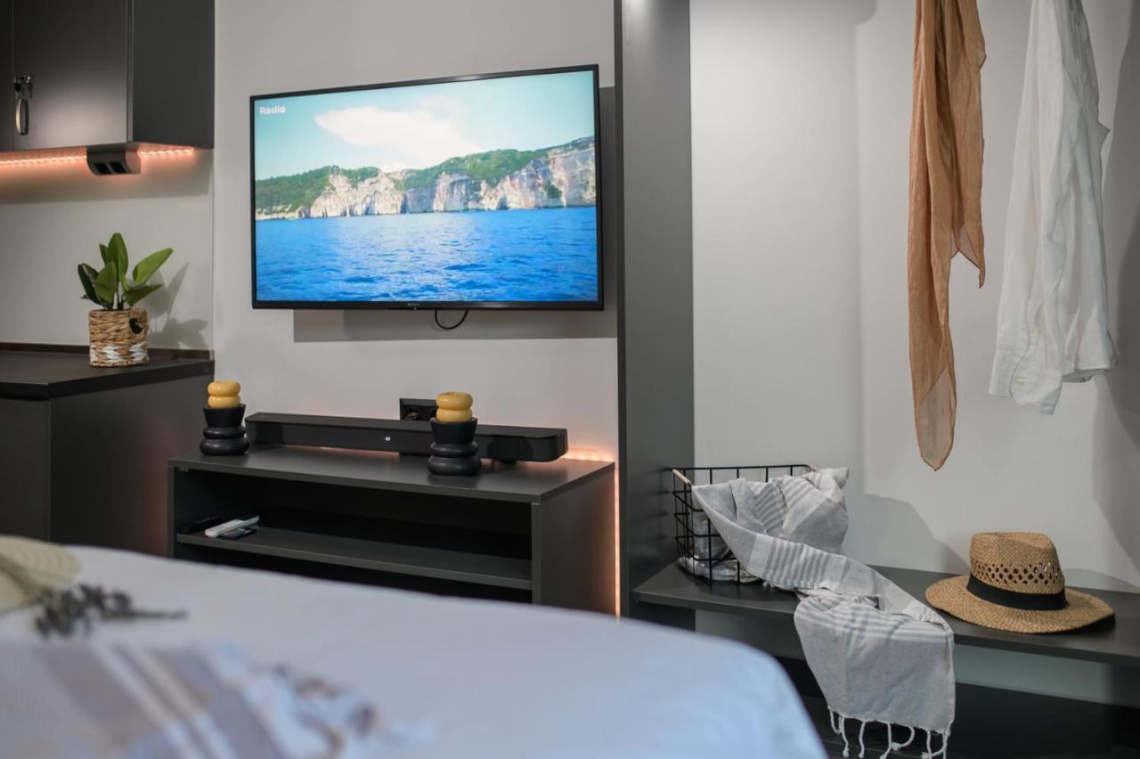25 Dikaiosinis Ave. Lägenhet Heraklion Exteriör bild