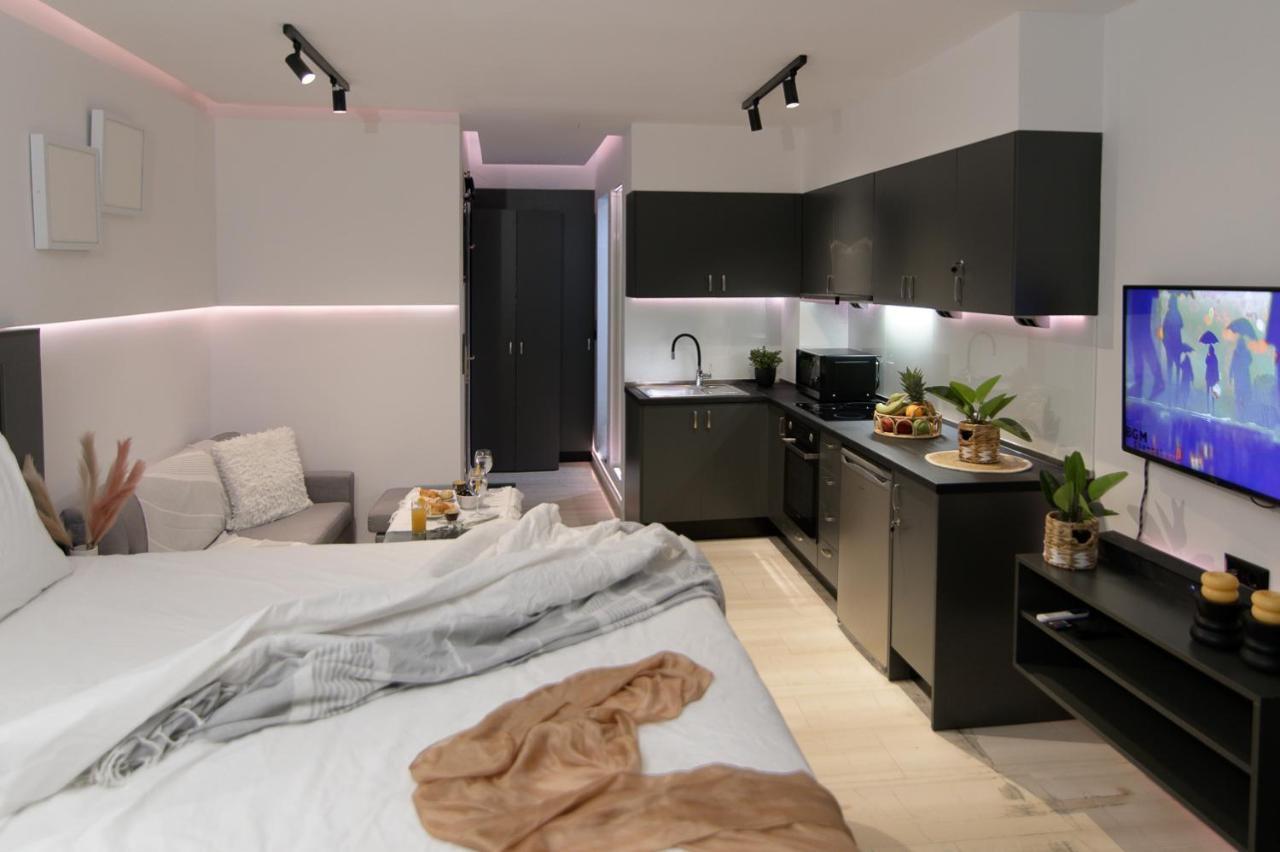 25 Dikaiosinis Ave. Lägenhet Heraklion Exteriör bild