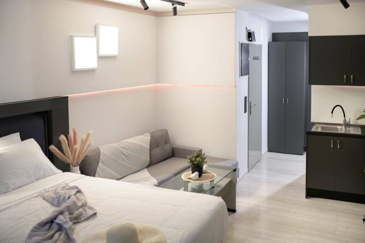 25 Dikaiosinis Ave. Lägenhet Heraklion Exteriör bild