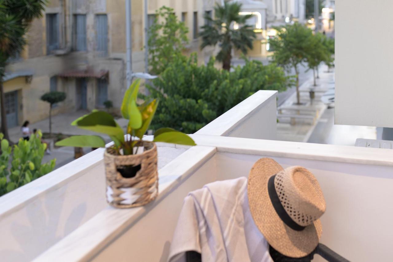 25 Dikaiosinis Ave. Lägenhet Heraklion Exteriör bild