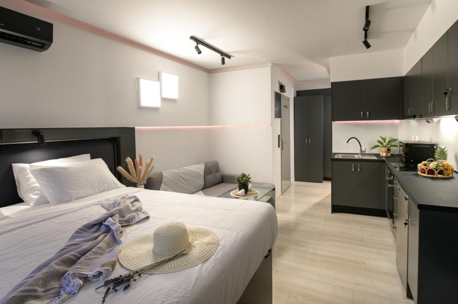 25 Dikaiosinis Ave. Lägenhet Heraklion Exteriör bild